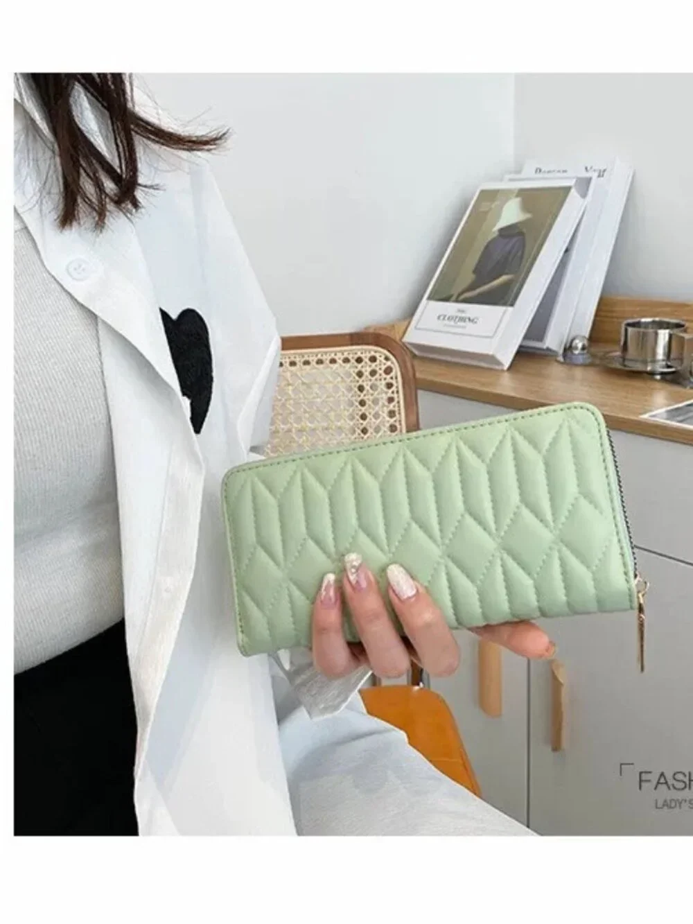 Creasing Women Multi-Card Wallet and Smartphone Holder Coin wristlet